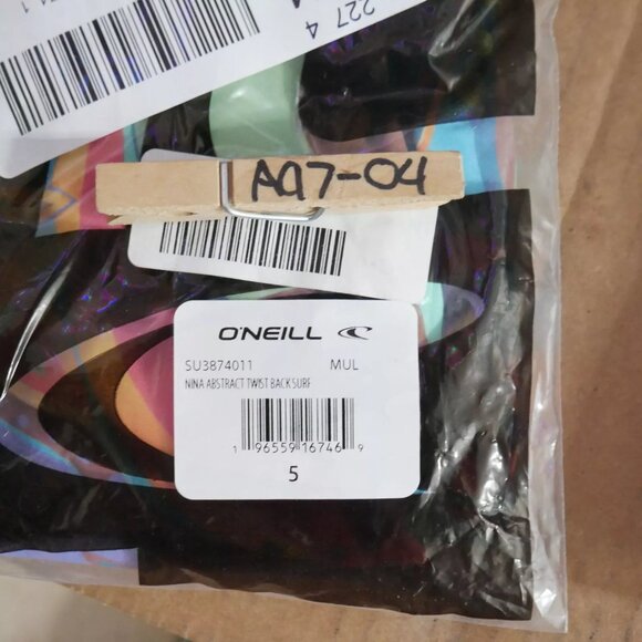 O'Neill Girl's Long Sleeve Paddlesuit One Piece Sizes 5 Swimsuit Surf Suit NEW - Picture 7 of 7